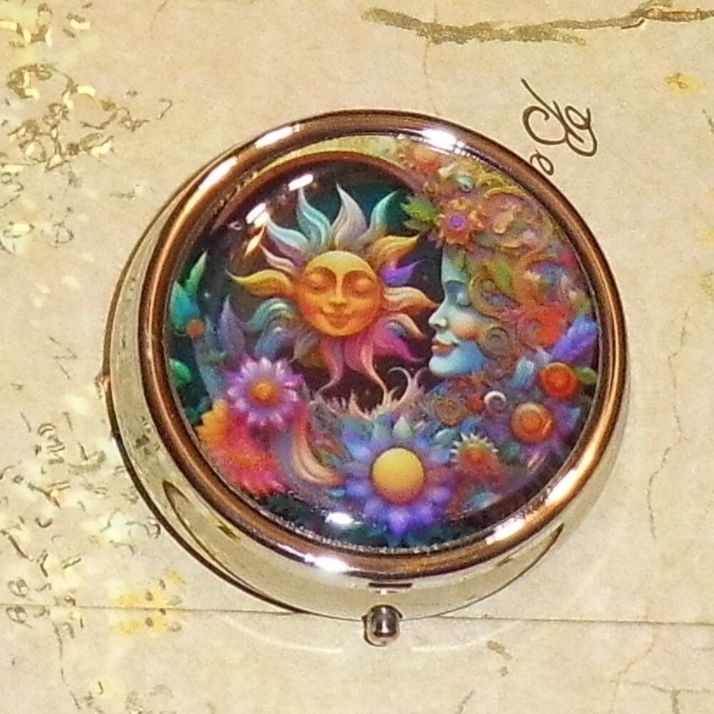 1 ea,  Sun & Moon Pill Case